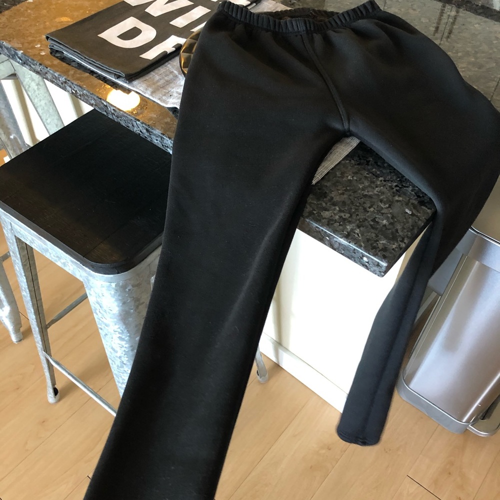 Extremely thick and faux fur lined leggings